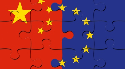 Διπλωματική σκακιέρα: Επίσκεψη  του Κινέζου πρωθυπουργού σε Γαλλία και Γερμανία  με ατζέντα τη χειραφέτηση της Ευρώπης από την ηγεμονία των ΗΠΑ