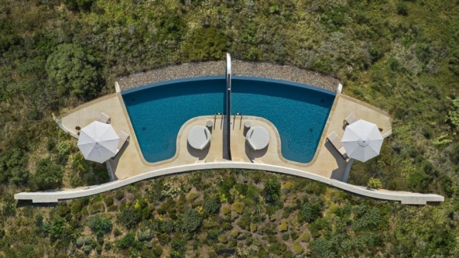 Δύο ελληνικά νέα πολυτελή ξενοδοχεία στα καλύτερα παγκοσμίως το 2023