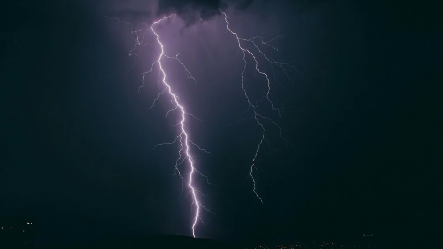 Κακοκαιρία Adel: Επικαιροποιήθηκε το έκτακτο της ΕΜΥ - Κόκκινη προειδοποίηση για επικίνδυνα φαινόμενα