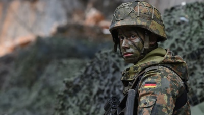 Σάλος στη Γερμανία - Η κυβέρνηση προσλαμβάνει Ουκρανούς στρατιωτικούς για να εκπαιδεύσουν το στρατό