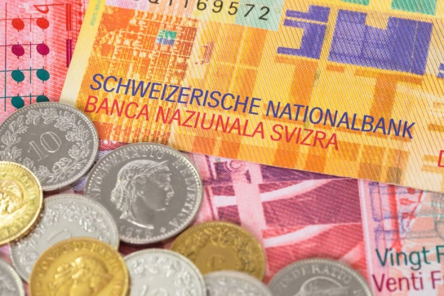 Ρώσοι ολιγάρχες (;) κρύβονται πίσω από τις πιέσεις στο ελβετικό φράγκο