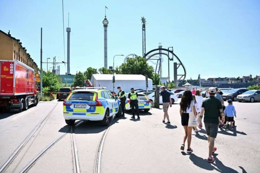 Εφιάλτης σε λούνα παρκ στη Σουηδία: Δυστύχημα με έναν νεκρό και πολλούς τραυματίες όταν τρενάκι εκτροχιάστηκε