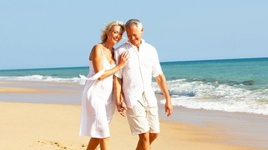 Οι συνταξιούχοι κινούν τον εσωτερικό τουρισμό - Πόσοι πήγαν διακοπές, πόσα ξόδεψαν - Τι δείχνουν τα στοιχεία της ΕΛΣΤΑΤ