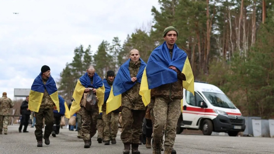 «Θα βρούμε καλό τρόπο να τους αξιοποιήσουμε» - Οι ΗΠΑ απελαύνουν 80 Ουκρανούς και έπεται συνέχεια
