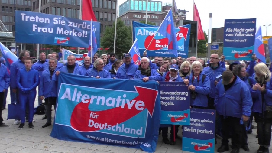 Ένταση στο Βερολίνο λόγω συγκέντρωσης της AfD και αντιδιαδηλώσεων