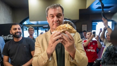 Zender (πρωθυπουργός της Βαυαρίας): Ένας φανατικός της αυτοπροβολής