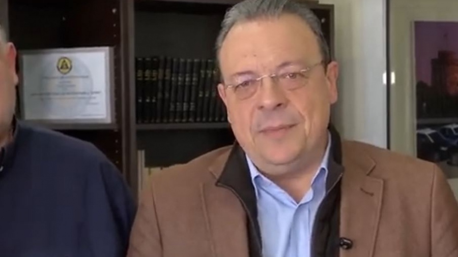 Θεσσαλονίκη ο Φάμελλος: Η κυβέρνηση επιτίθεται εκδικητικά στον κλάδο των ταξί για να εξυπηρετήσει ιδιωτικά συμφέροντα