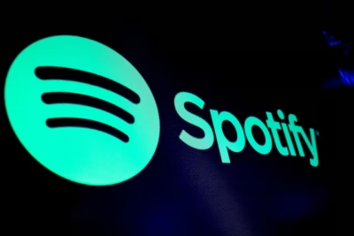 Καταρρέει η μετοχή του Spotify: «Αγκάθι» για τους επενδυτές οι δυσοίωνες προβλέψεις για το μέλλον