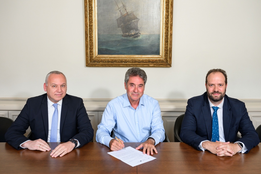 Η Alpha Bank σταθερά δίπλα στις μικρές επιχειρήσεις, χρηματοδοτεί το επενδυτικό σχέδιο της “Orloff Resort” με πόρους του Ταμείου Ανάκαμψης – Ελλάδα 2.0