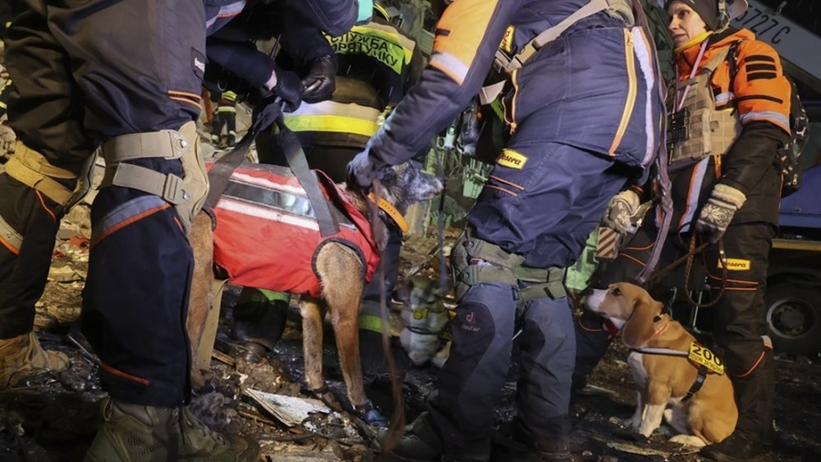 Dnipro – Ουκρανία: Ο πύραυλος είχε στόχο σταθμό παραγωγής ενέργειας – Δεν υπάρχουν επιζώντες από το πλήγμα σε πολυκατοικία