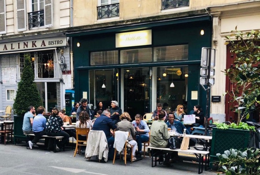 Γαλλία: «Παγώνουν» τα σχέδια για άνοιγμα εστιατορίων, bar και cafes μετά τις 20 Ιανουαρίου 2021