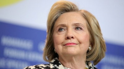 Εξωφρενική δήλωση Clinton: Ονειρευόμαστε ένα κόσμο που δεν θα κυριαρχείται από λευκούς Χριστιανούς άνδρες