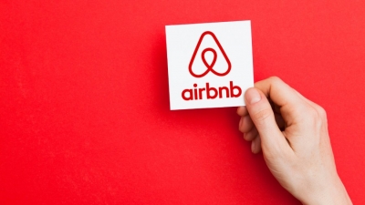 Εφορία: 73.258 ιδιοκτήτες ακινήτων εισέπραξαν 102 εκατ. ευρώ από Airbnb και δεν τα δήλωσαν