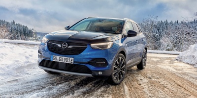 Με το plug-in υβριδικό Opel Grandland X στην Γερμανία!