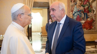 Ο Μεϊμαράκης συνάντησε τον Πάπα Λέοντα: Εξομολογήθηκε άραγε για την... ΝΔ ή έμεινε στα «ανώδυνα» ευρωπαϊκά θέματα;