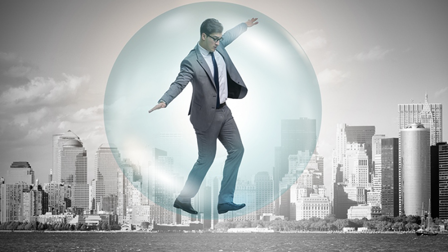 Παγκόσμια χρηματιστηριακή φούσκα έτοιμη να σκάσει – Οι κεντρικές τράπεζες χαλαρώνουν επικίνδυνα - Το μήνυμα της BofA