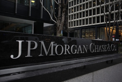 JPMorgan: Πλήγμα 0,2% στο αμερικανικό ΑΕΠ από έναν πλήρη εμπορικό πόλεμο με την Κίνα