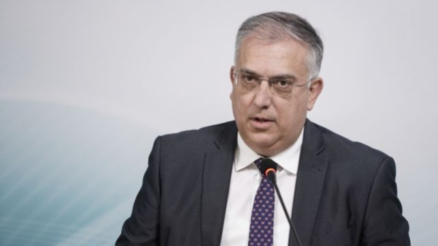 Τ. Θεοδωρικάκος: Διευκολύνουμε τους Ουκρανούς που δεν είναι κάτοχοι βιομετρικών διαβατηρίων να εισέρχονται στην Ελλάδα