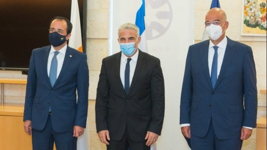 Δένδιας από Ιερουσαλήμ: Χτίζουμε γέφυρες σταθερότητας, όταν άλλες χώρες προσπαθούν να αναβιώσουν παλιές αυτοκρατορίες