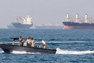 Το Ιράν επεξεργάζεται σχέδιο 12 σημείων για τη διαχείριση του στενού του Hormuz