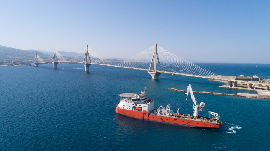 Hellenic Cables: Nέα εποχή για τη διασύνδεση της Πελοποννήσου με το Σύστημα Υπερυψηλής Τάσης (400kV)