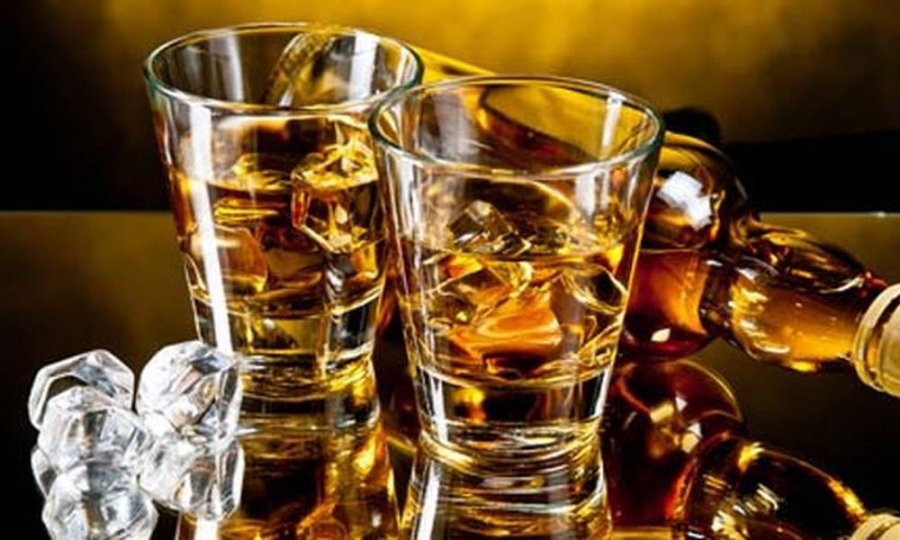Στα 20 δισ. οι απώλειες τζίρου από το λαθρεμπόριο αλκοολούχων ποτών