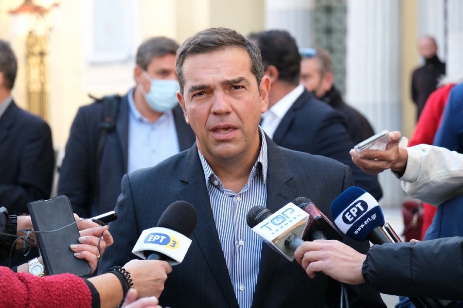 Τσίπρας (ΣΥΡΙΖΑ): Ευκαιρία η πανδημία για την ανασυγκρότηση του ΕΣΥ