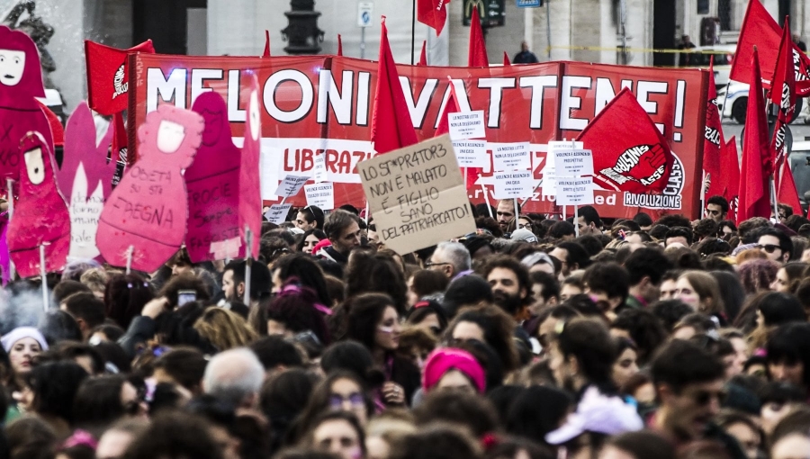 Massiccia manifestazione di sanità pubblica e welfare a Roma – La prima contro il governo Meloni