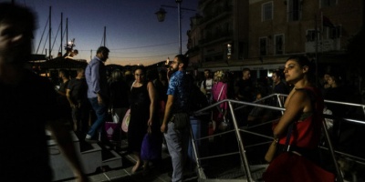 Εντός της ημέρας η αποκατάσταση της ηλεκτροδότησης στον Πόρο – Εκτεταμένες ζημιές