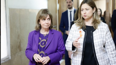 Σακελλαροπούλου: Η βία κατά των γυναικών διογκώνεται παρότι στηλιτεύεται και καταγγέλλεται