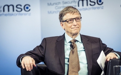 Bill Gates: Τα κρυπτονομίσματα και τα NFTs βασίζονται στη θεωρία του μεγαλύτερου ανόητου