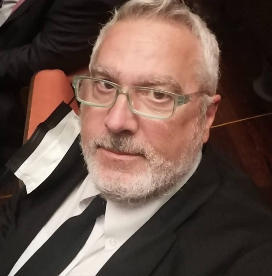 Ο δημοσιογράφος Ανδρέας Μπούσιος αναλαμβάνει υπεύθυνος του γραφείου Τύπου του Αλέξη Τσίπρα