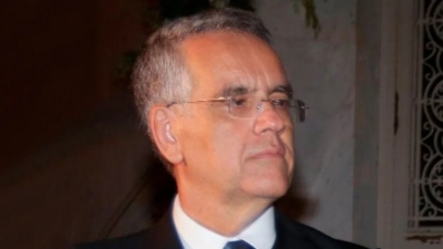 Παρέμβαση Ντογιάκου για τα επεισόδια κατά Γερμανών τουριστών στην Κρήτη - Εντολή για ανάκριση - Τα 6 αδικήματα