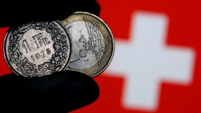 Δανειολήπτες ελβετικού φράγκου: Σκάνδαλο πλέον η άρνηση της κυβέρνησης – Να παρέμβει νομοθετικά στα κατ’ ευφημισμόν δάνεια