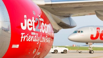 Jet2: Νέες πτήσεις σε Πρέβεζα και Σαντορίνη το 2027 από το Λιντς Μπράντφορντ