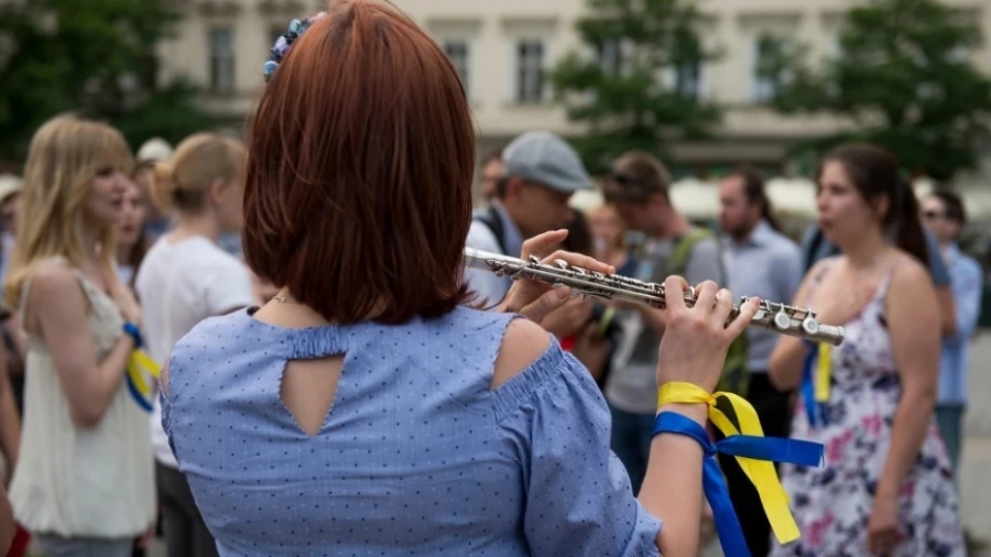 Πόλεμος AfD με τους Ουκρανούς πρόσφυγες: Κόφτε τους τα επιδόματα - Να επιστρέψουν στην πατρίδα τους