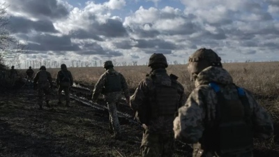 Σφοδρές μάχες στο Kupyansk — Οι ρωσικές δυνάμεις κερδίζουν έδαφος, ελίτ Ουκρανοί στρατιώτες παραδίνονται (vid)