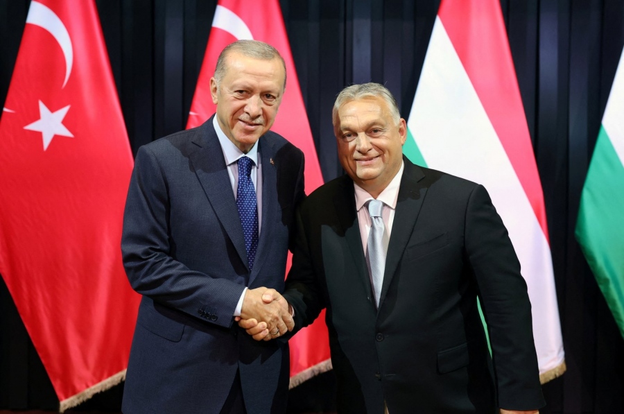 Τουρκία και Ουγγαρία θα αποφασίσουν από κοινού το φθινόπωρο για την έγκριση της εισόδου της Σουηδίας στο ΝΑΤΟ -  Στη Βουδαπέστη o Erdogan