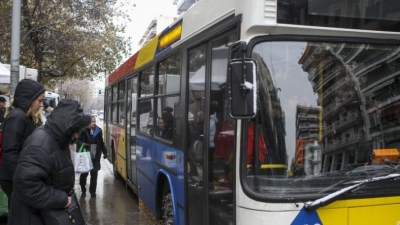Θεσσαλονίκη: «Έκρηξη» λόγω καλοριφέρ σε λεωφορείο του ΟΑΣΘ - Στο νοσοκομείο 60χρονη