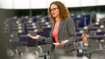 Σκάνδαλο υποκλοπών: «Ξεκαθάρισμα» πριν τις εκλογές στην Ελλάδα ζητά η ευρωβουλευτής Sophie in 't Veld