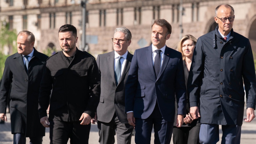 Στο σφαγείο του Trump οδηγούν οι Ευρωπαίοι τον Zelensky – Στις 8 (ώρα Ελλάδος) αρχίζει το show ενταφιασμού του ΝΑΤΟ