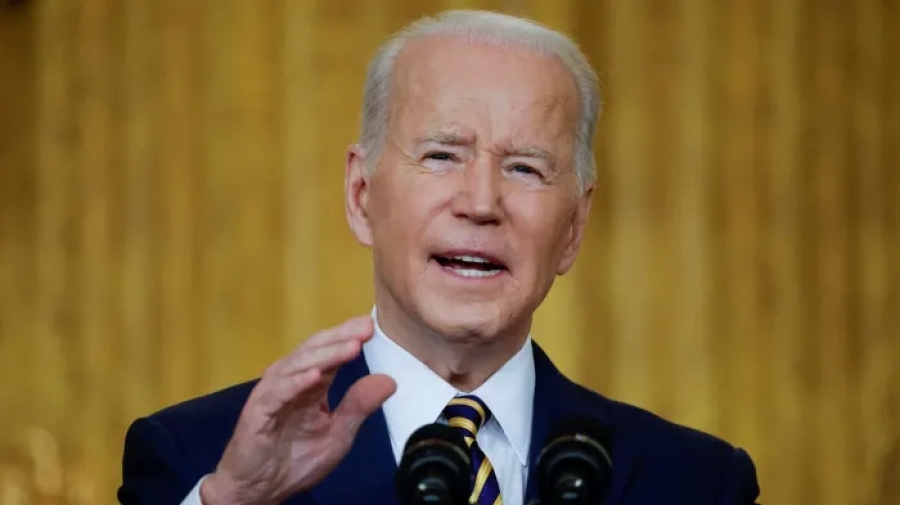 ΗΠΑ: Ο Biden εμφανίστηκε να βήχει σε διάσκεψη μέσω βίντεο