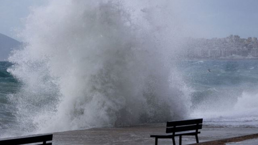 Κακοκαιρία - Ζάκυνθος: Σε επιφυλακή οι αρχές – Κλειστά τα σχολεία την Πέμπτη 26/1, μήνυμα από «112»