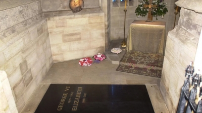 Ο τάφος της Βασίλισσας Ελισάβετ σε ένα παρεκκλήσι στο Γουίνδσορ, δίπλα στον πρίγκιπα Φίλιππο – Πόσο θα κοστίζει η επίσκεψη