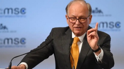 Ischinger (Γερμανία): Όνειρο απατηλό η ένταξη της Ουκρανίας στην ΕΕ