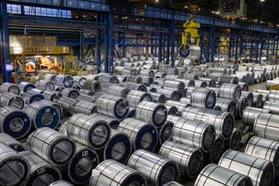 «Φωτιά» στις τιμές του ρωσικού χάλυβα: Άλμα 16% – Η Μέση Ανατολή και η Κίνα αλλάζουν τα δεδομένα