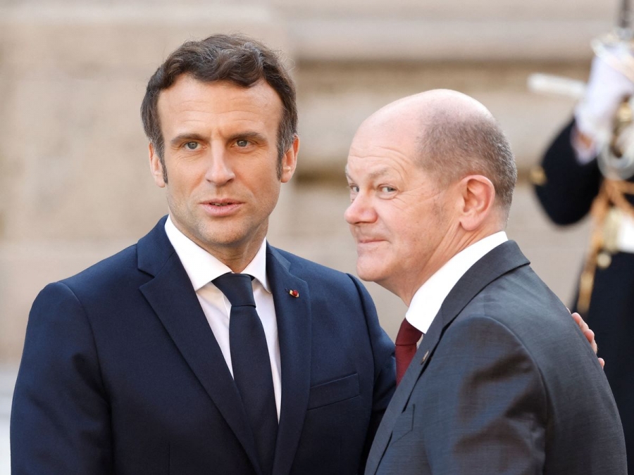 Μετά τον Macron, τα «μαζεύει» και ο Scholz: Μην πάμε σε νέο Ψυχρό Πόλεμο με τη Ρωσία