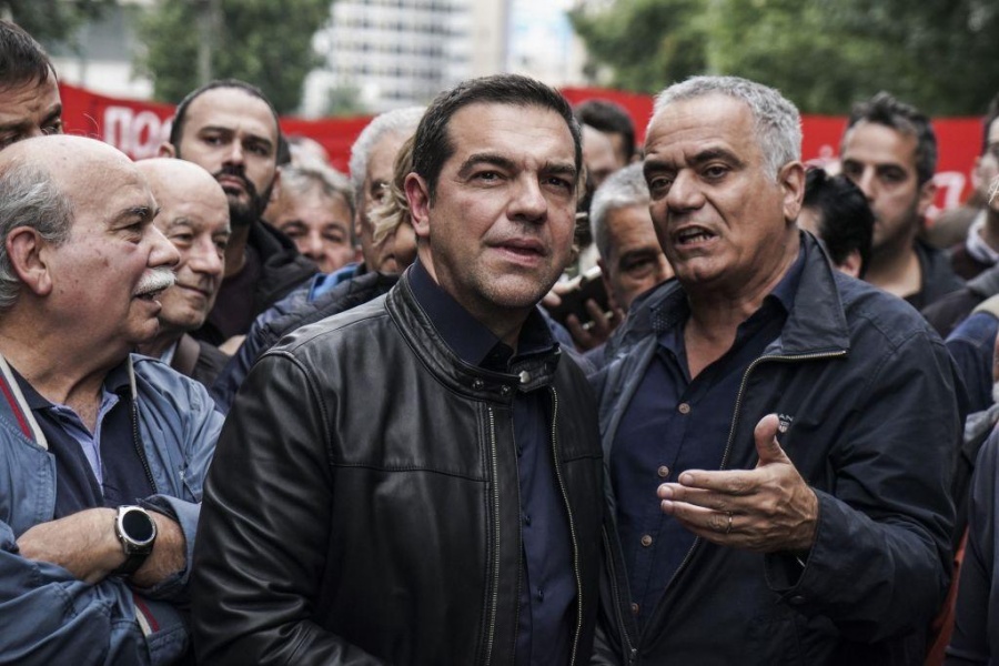 Έντονες αποδοκιμασίες σε βάρος στελεχών του ΣΥΡΙΖΑ στην αμερικανική πρεσβεία
