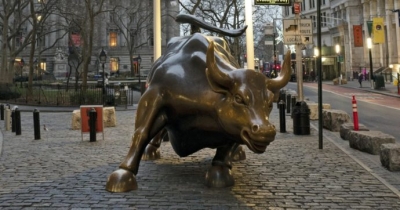 Απεβίωσε ο δημιουργός του ταύρου της Wall Street