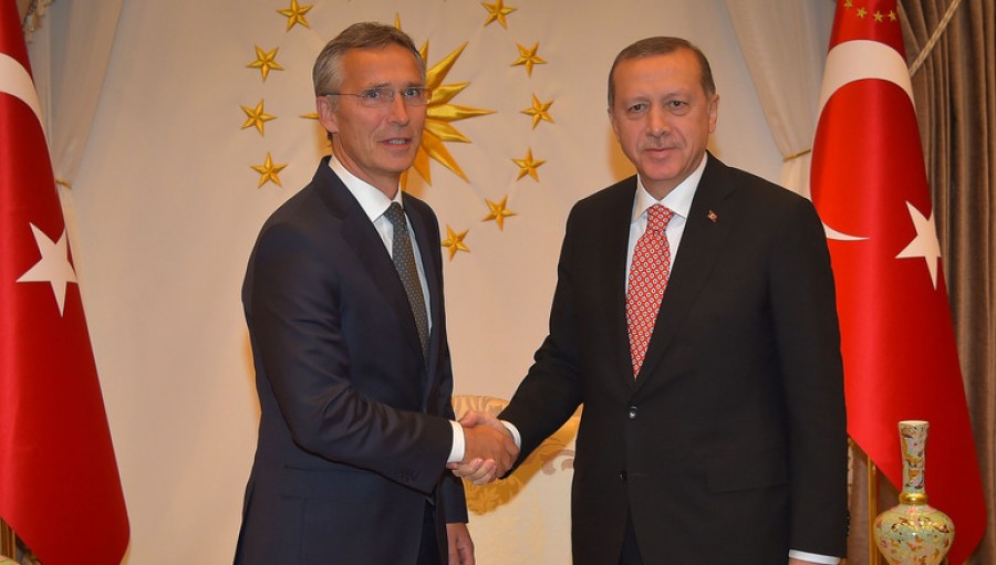 Τηλεφωνική επικοινωνία Stoltenberg με Erdogan – Υπέρ του διαλόγου η Τουρκία
